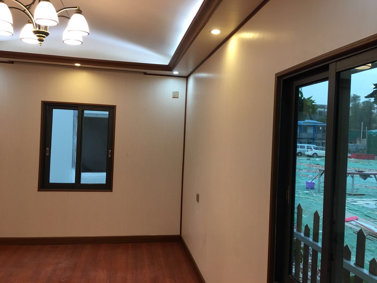 集装箱照明电路